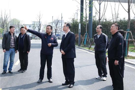 校体合作丨万搏体育,万搏(中国)公司姜波理事长一行赴陕西省射运管理中心参观调研